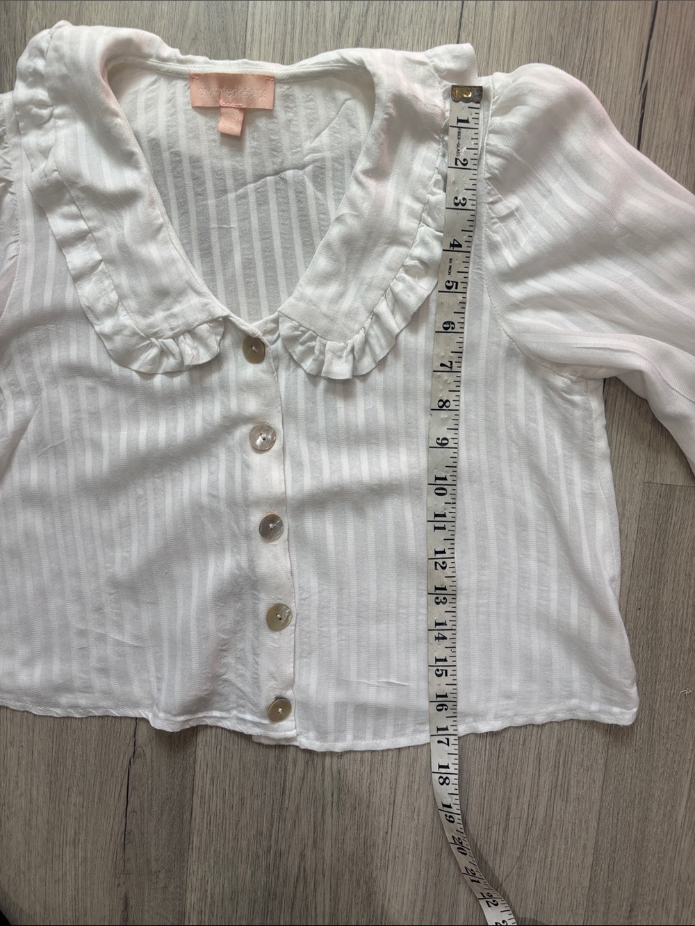 Women's White Ruffle Collar Button-Front Blouse - Picture 7 of 8